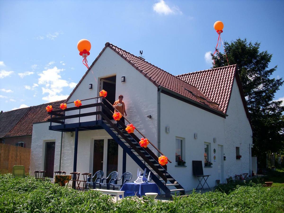 Ferme Lenfant Vendégház Ville-Pommeroeul Kültér fotó
